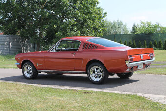 1966 Ford Mustang Fastback 289 V8, 4 rychl. manuál - 8