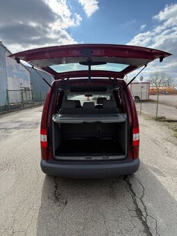 Volkswagen Caddy Life 1.4 benzín - 8