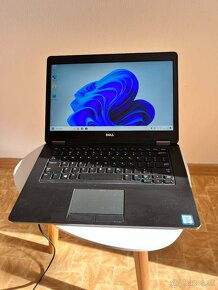 Notebook 14" DELL.Intel i5-6300U 2x2,40GHz.8gb ram.120gb SSD - 8