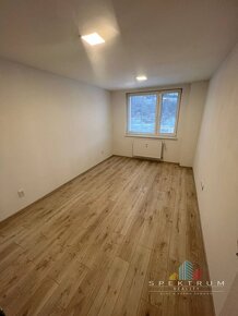 SPEKTRUM REALITY- Na PREDAJ 3 -izbový byt, 70 m2, Handlová,  - 8