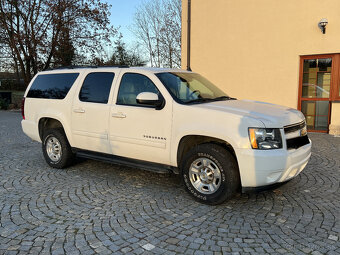 Chevrolet Suburban 2500 Heavy Duty - 6.0 V8, rok 2012, 4x4 - 8