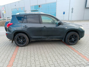 Toyota RAV4 2.0 LUX, 2007, Benzín, Manuál - 8