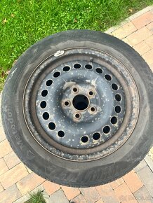 Zimné pneu 205/55r16 + plechové disky - 8