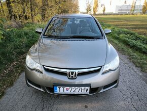 Honda Civic sedan 1.8 I-VTEC - 8