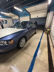 Volvo V70 2.4 D5 AT - 8