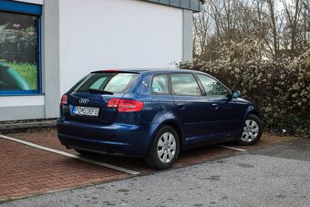 Audi A3 Sportback 1.6 TDI 105k DPF Ambiente - 8