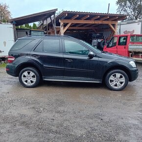 Mercedes ML 164 320cdi, podvozek pružiny - 8