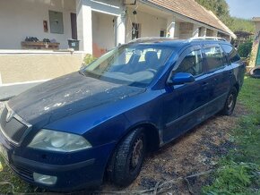 ŠKODA OCTAVIA 2 COMBI - 8