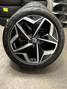 Letná sada VW ID. 3 Andoya - 5x112 R19 , 215/50/19 - 8