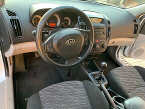 Kia ceed 2008 1.4 - 8