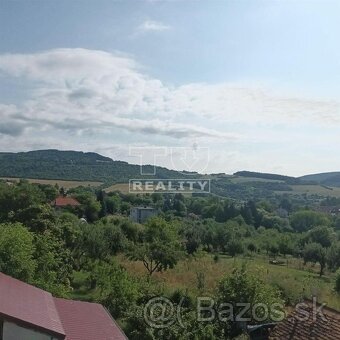 Znížená cena. Na predaj rodinný dom s obrovským... - 8