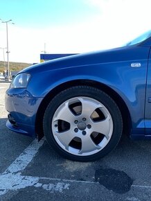 AUDI A3 2.0 TDi Sportback S-line DSG - 8