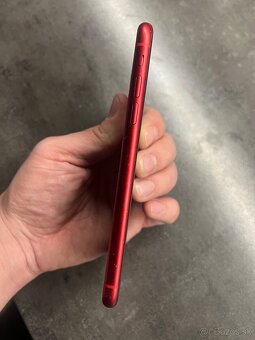 Predam Iphone 11 128gb red nova bateria 100% - 8