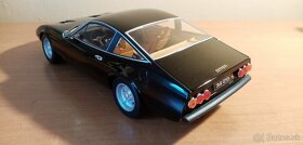 Model 1:18 Ferrari365 GTC4 od KKscale - 8