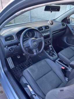 Volkswagen Golf 6 1.4 16v - 8