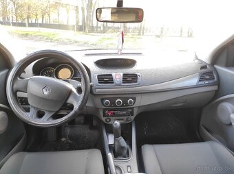 Renault Megane - 8