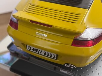 1:12 PORSCHE 911 Carrera - CARSON - 8