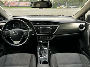 Toyota Auris 1.6 - 8