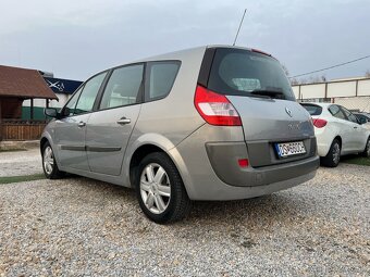 Renault Scenic 1.6 benzín, 83kW, MT/5, 7 miestne rok:01.2004 - 8