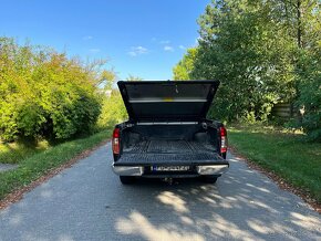 Nissan Navara DoubleCab 2.5 dCi LE Long - 8