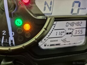 Suzuki DL1000 Vstrom - 8