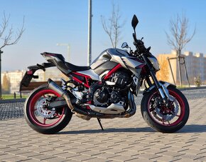 Kawasaki Z900 2024 v športovej úprave - TOP STAV - 8