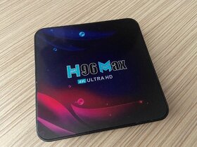 Android 11 4K Ultra HDTV Box H96 MAX V11 KODY SK - 8