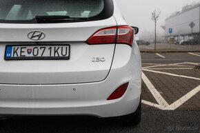 Hyundai i30 CW 1.6i MPI CVVT Family - 8