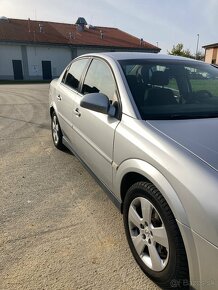 Opel Vectra 2.2 - 8