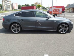 Audi A5 3.0TDi 3xS line - 8