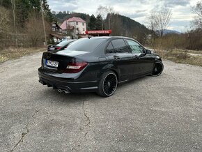 Mercedes-Benz C350 CGI BlueEfficiency 225kw - 8