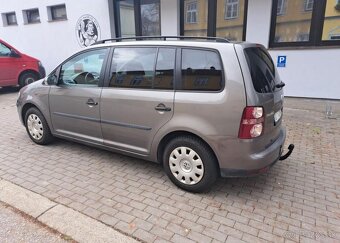 Volkswagen Touran 1,9 TDI nafta manuál 66 kw - 8