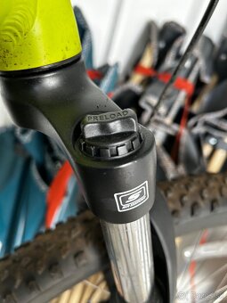 Specialized Rockhopper 27.5 - 8