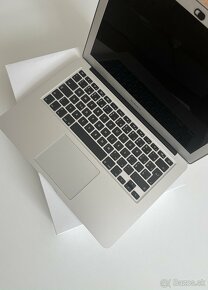 Apple MacBook Air 13 - 8