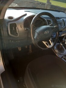 KIA Sportage - 8