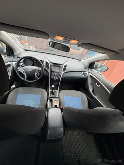 Predám Hyundai i30 combi - 8