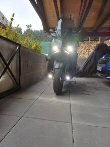 Yamaha x max 125 - 8