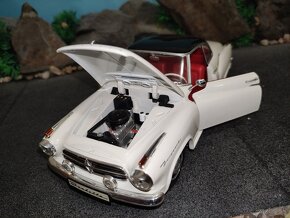 prodám model 1:18 borgward isabela coupe - 8