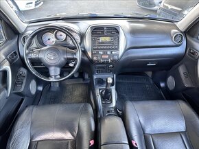 Toyota RAV4 2.0i 16V 4x4 110kW 2005 149366km TAŽNÉ - 8