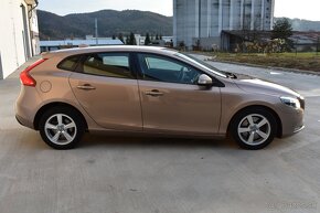 Volvo V40 1.5 benzín, automat - 8