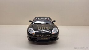 1:18 PORSCHE 911 SUPER CUP - 8