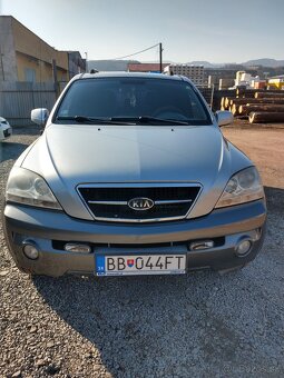 Kia Sorento - 8