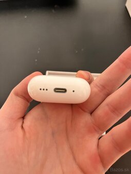 Apple AirPods 4 (ANC) - 8