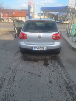 VOLKSWAGEN GOLF 5 1.9 TDI - 8