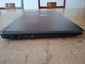 Predám notebook HP Pavilion Gaming 15-ak002nc - 8