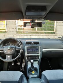 Škoda Octavia Combi 2.0 TDI CR DPF RS - 8