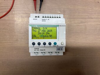 Predám PLC programovateľné relé Schneider - 8