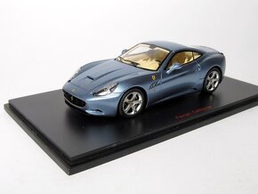 Predam modely automobilov v mierke 1:43 - 8