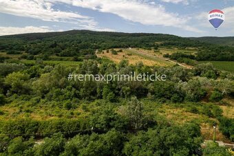 Predaj pozemku v Rači 1 590 m2 - 8