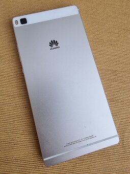 Huawei P8 GLAR09 Grace White CPU 8 jadro, 3gb RAM, GPS - 8